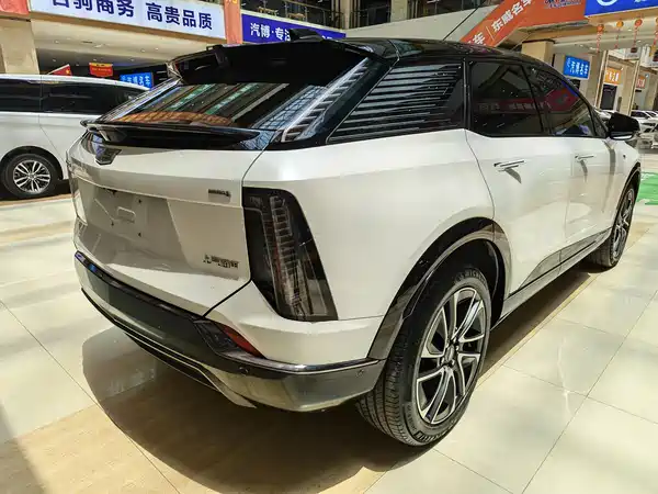 Cadillac IQ Aoge 2024