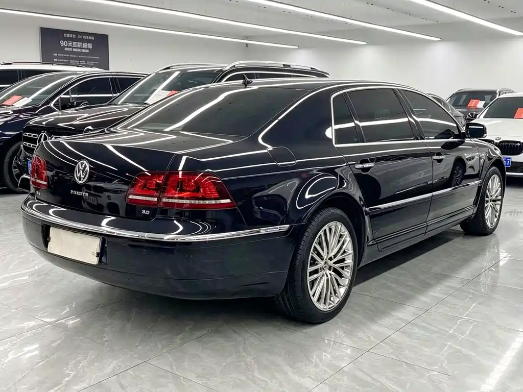 Volkswagen Phaeton 2016 — фото 4