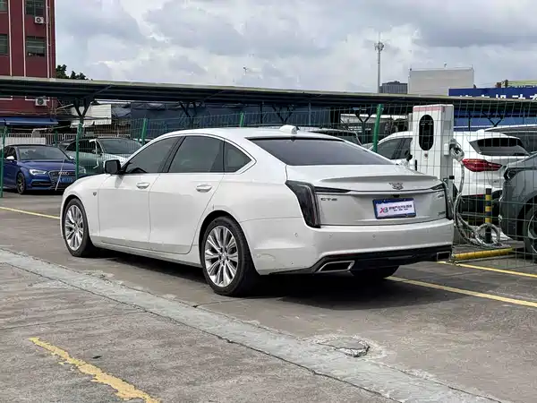 Cadillac CT6 2024