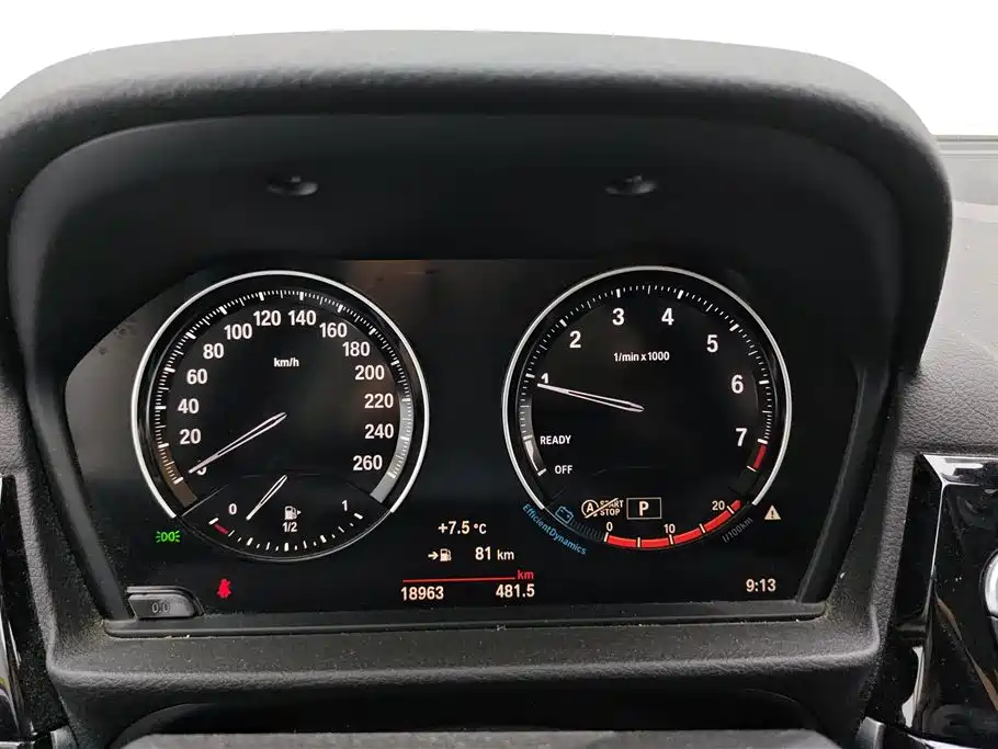 BMW 1 Series 2020 — фото 14