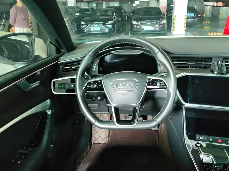 Audi A7L 2022 — фото 15