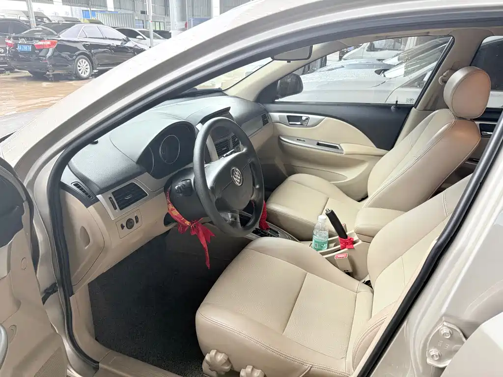 Buick Excelle 2014