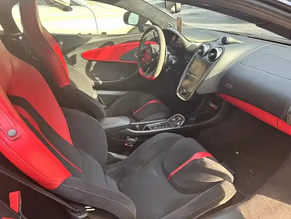 McLaren 570 2017