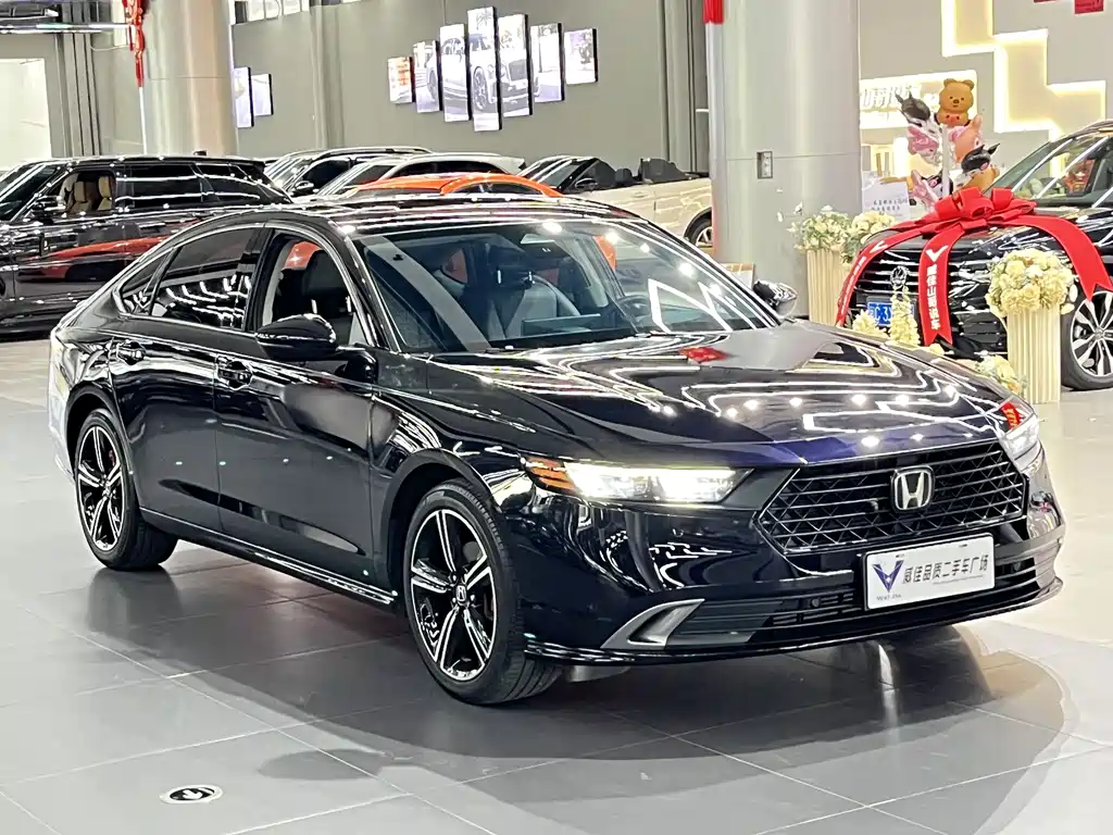 Honda Accord 2023 — фото 3