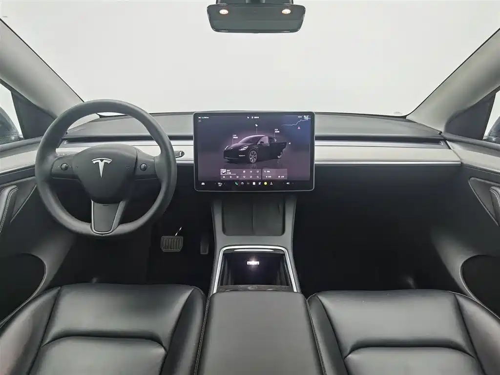 Tesla Model Y 2023 — фото 5