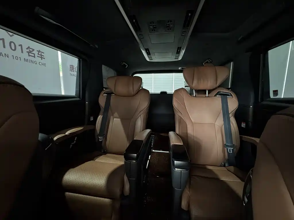 Toyota Alphard 2025 — фото 21