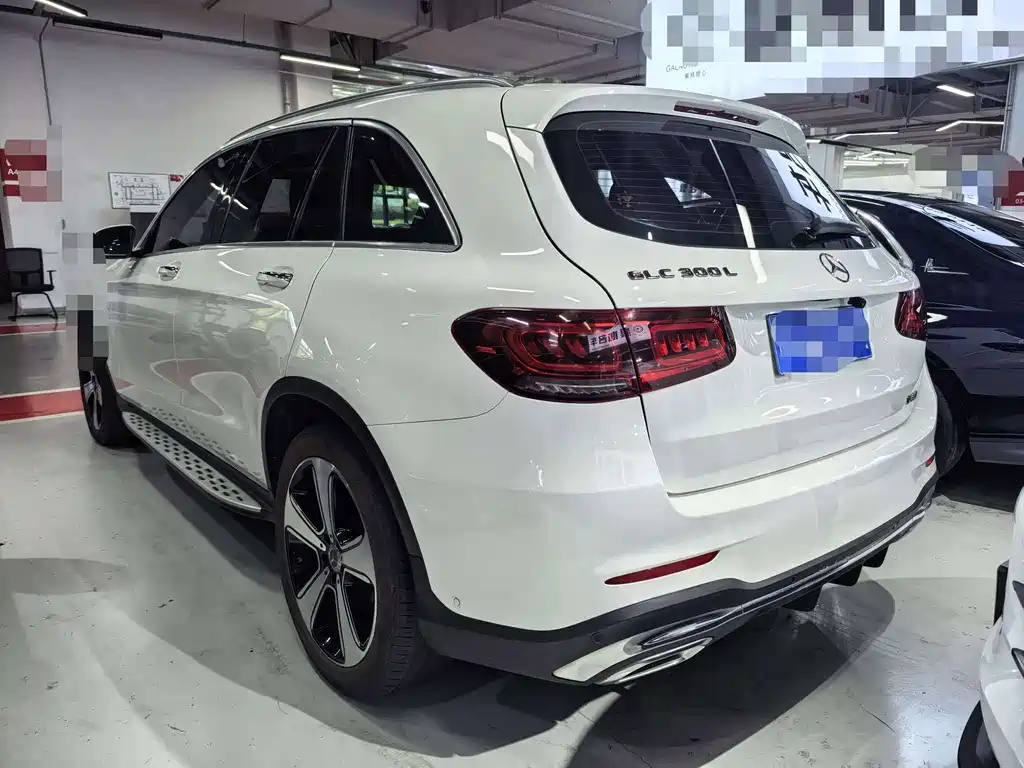 Mercedes-Benz GLC 2022 — фото 11