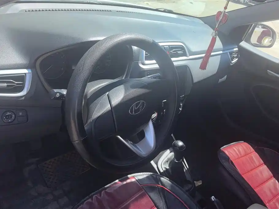 Hyundai Verna 2020 — фото 12