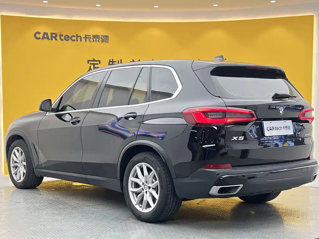 BMW X5 2019 — фото 29