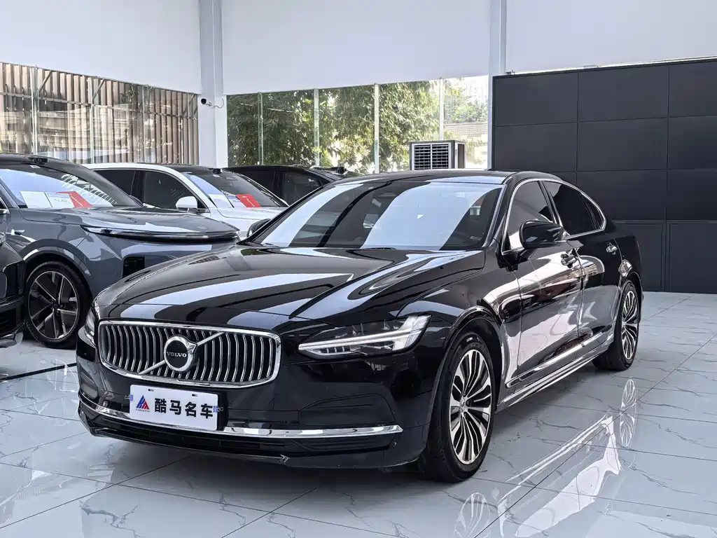 Volvo S90 2022 — фото 1