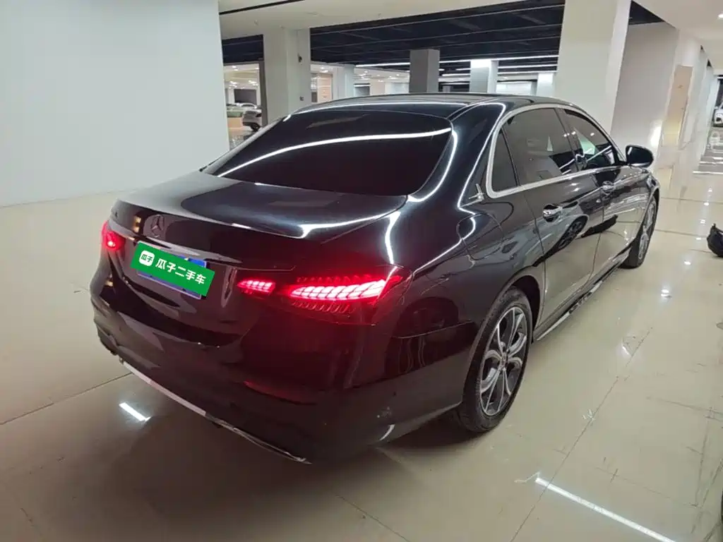 Mercedes-Benz E-Class 2022