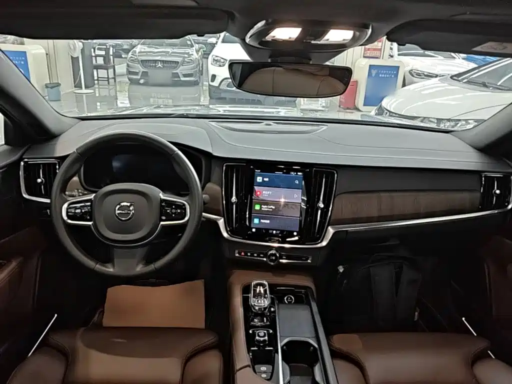 Volvo S90 2022 — фото 10