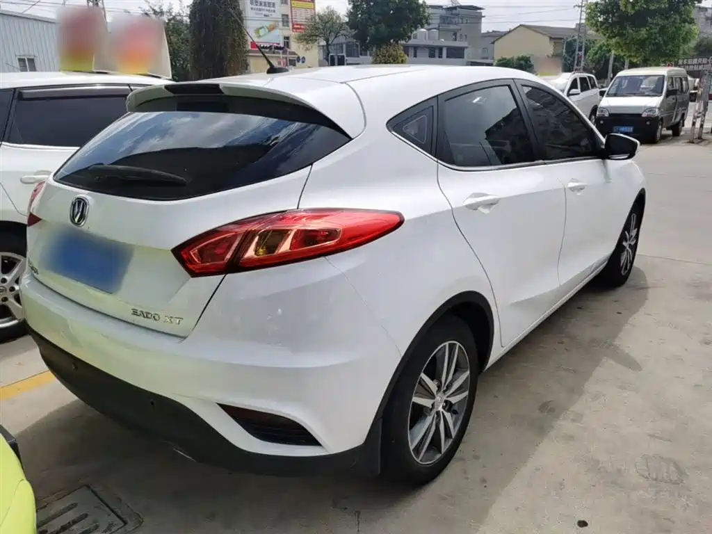 Changan Eado XT 2015 — фото 7