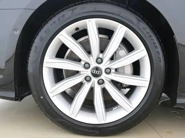 Audi A6L 2024