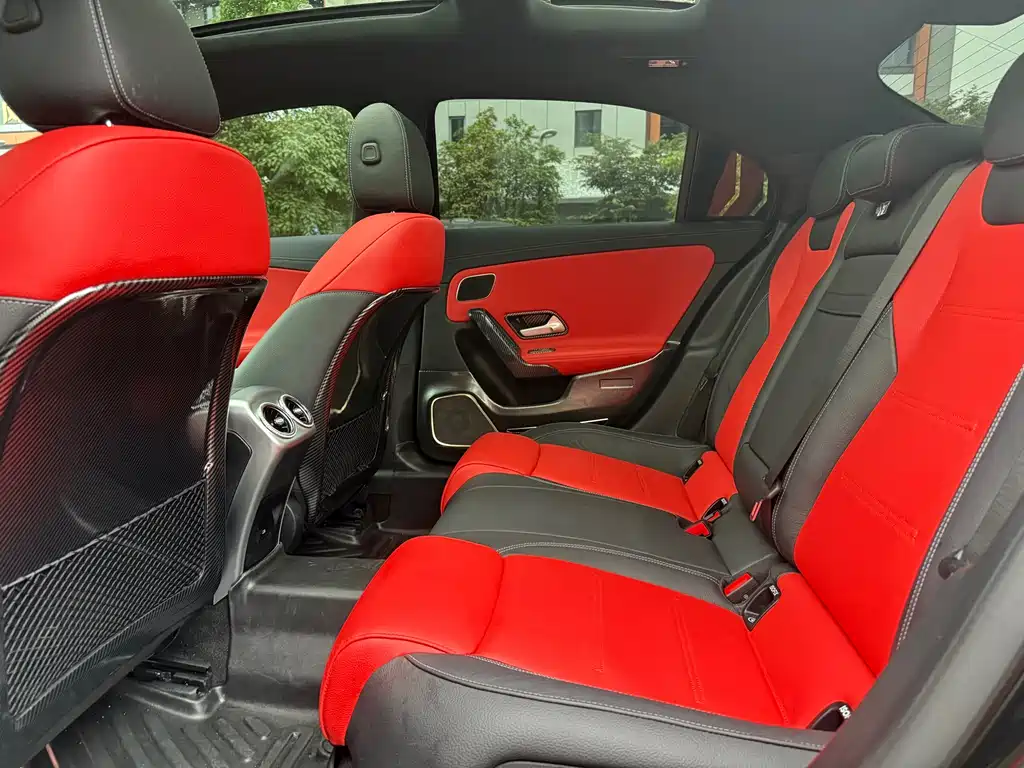Mercedes-Benz A-Class AMG 2024 — фото 16