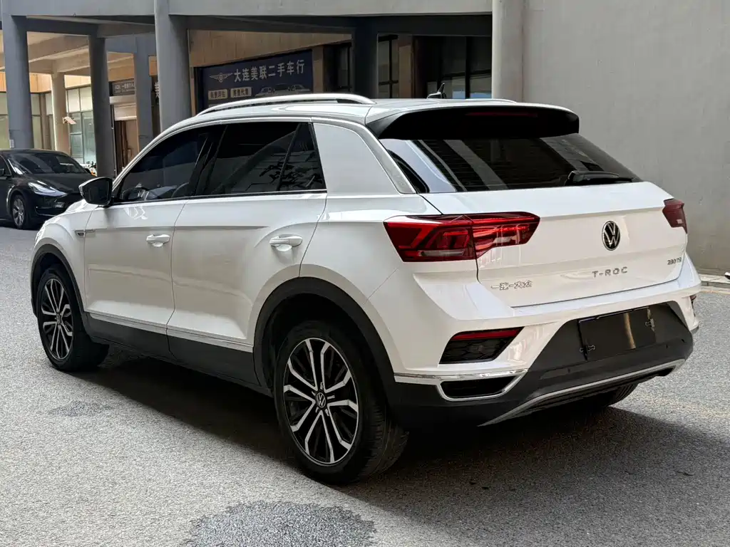 Volkswagen T-Roc 2022 — фото 6
