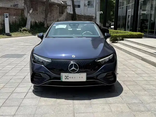Mercedes-Benz EQE 2025