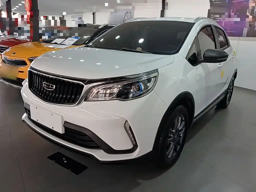 Geely Vision X3 2022 — фото 1