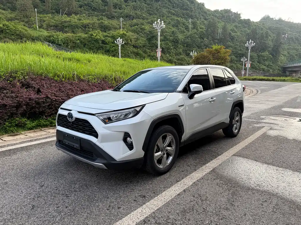 Toyota RAV4 2023