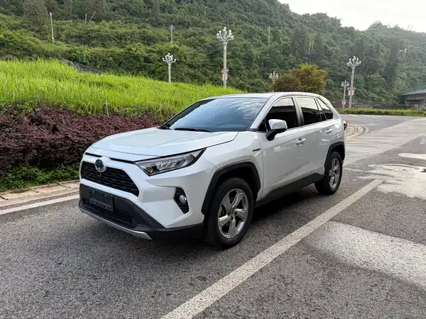 Toyota RAV4 2023