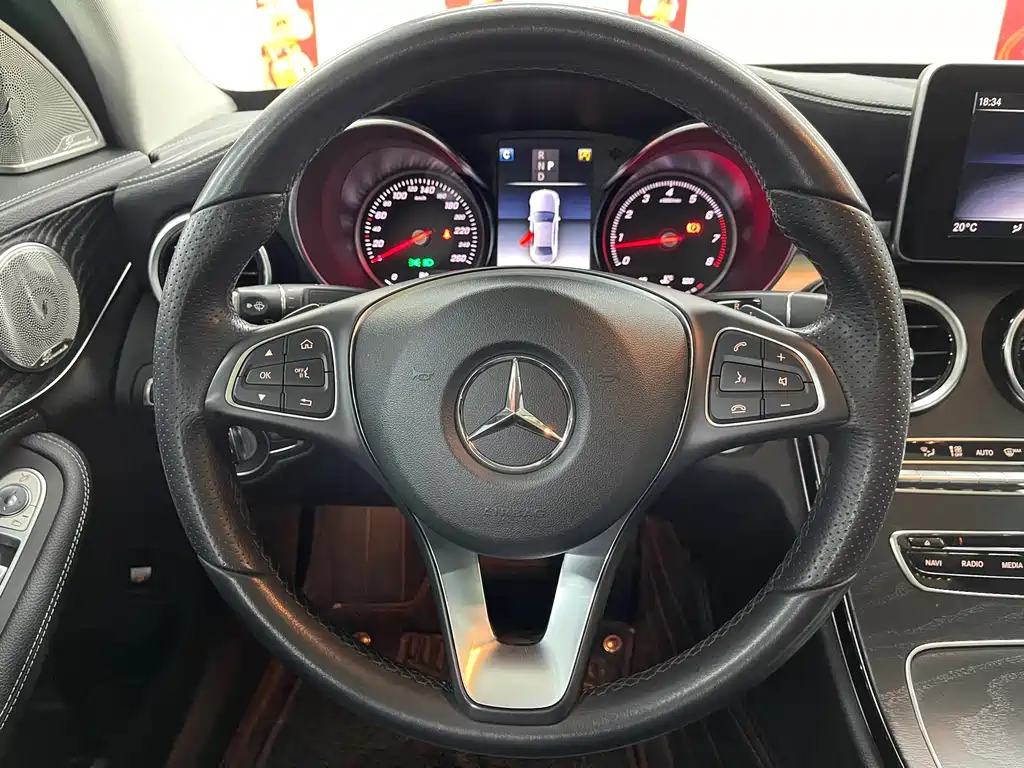 Mercedes-Benz C-Class 2018 — фото 12