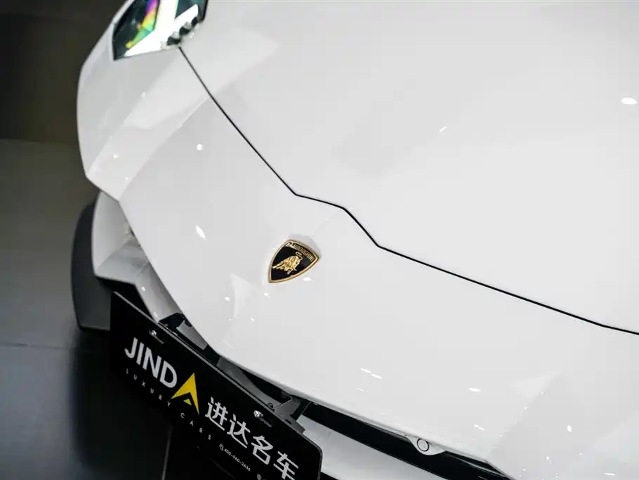 Lamborghini Aventador 2019 — фото 11