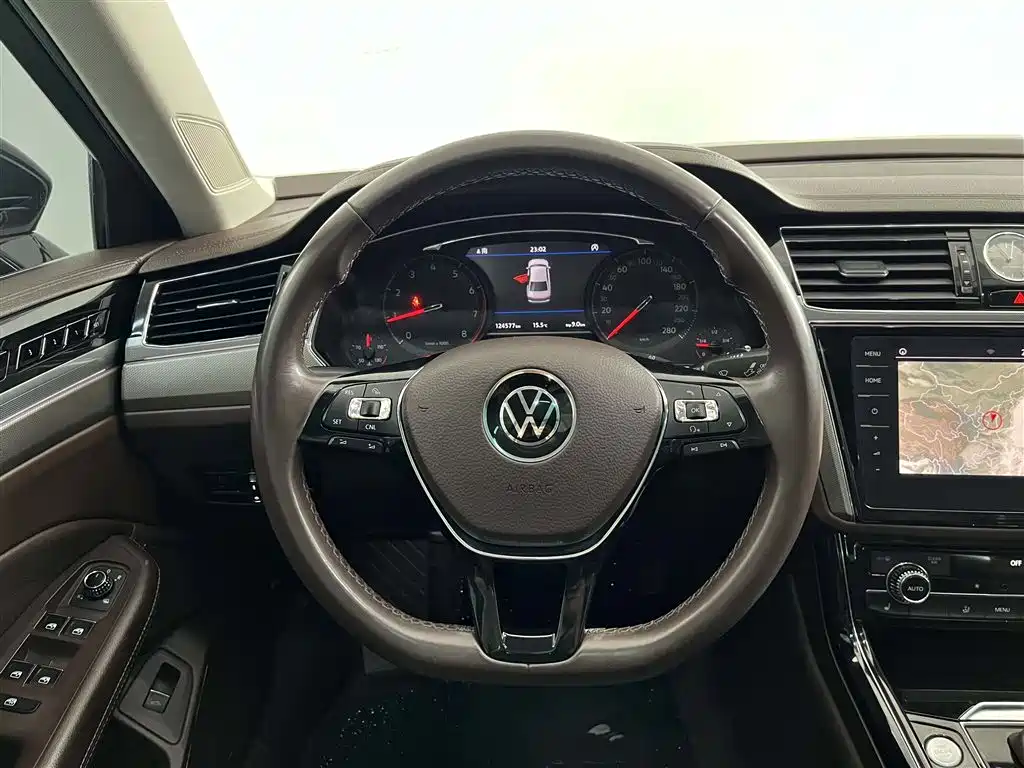 Volkswagen Phideon 2021 — фото 8