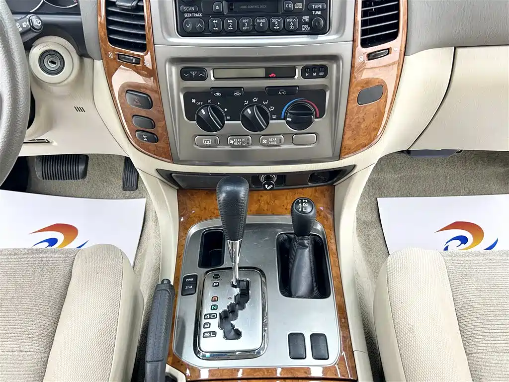 Toyota Land Cruiser 2006 — фото 14