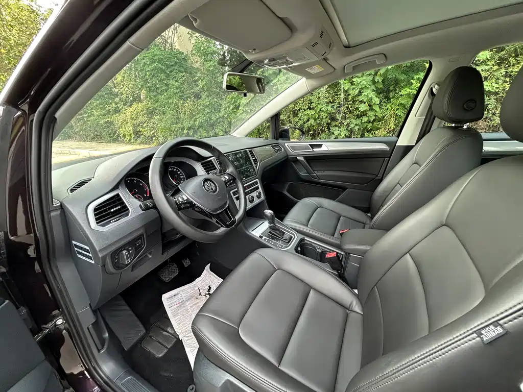 Volkswagen Golf Jialu 2016 — фото 10