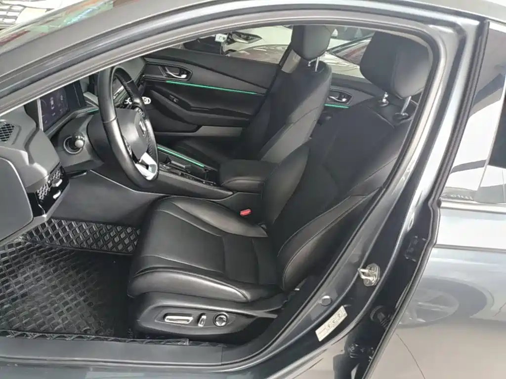 Honda Accord 2023 — фото 15