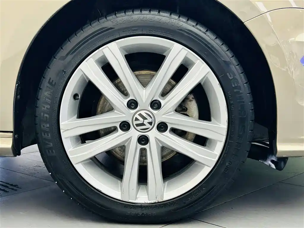 Volkswagen Sagitar 2019 — фото 10