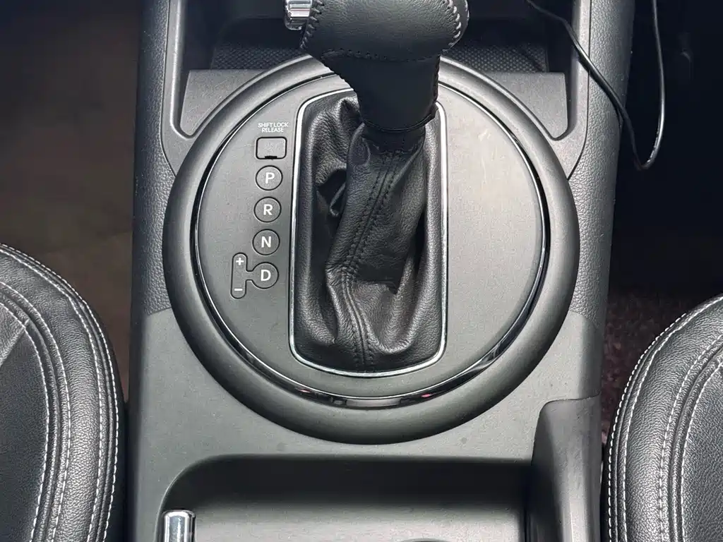 Kia Sportage 2012 — фото 13