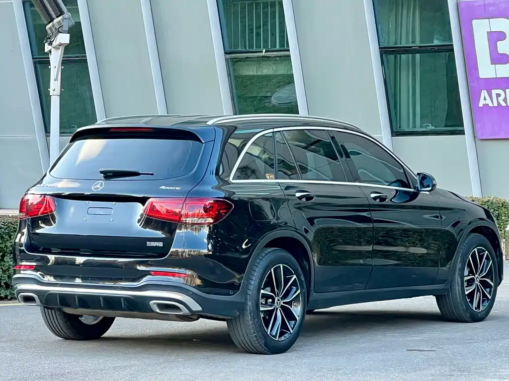 Mercedes-Benz GLC 2022 — фото 6