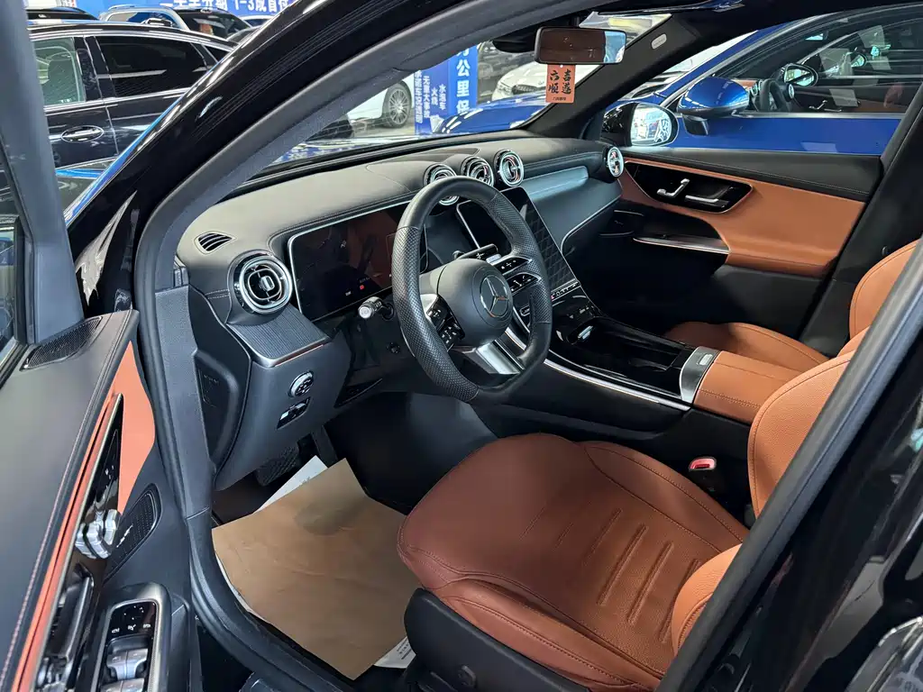 Mercedes-Benz GLC 2023 — фото 4