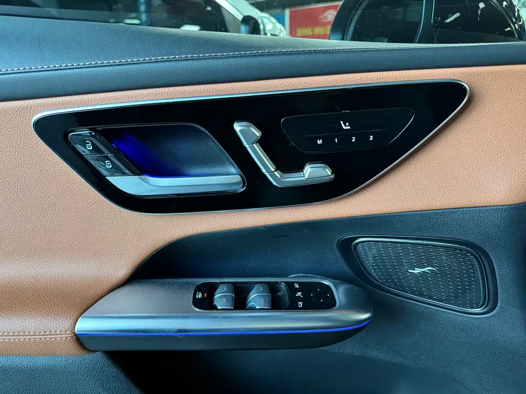 Mercedes-Benz GLC 2023 — фото 6