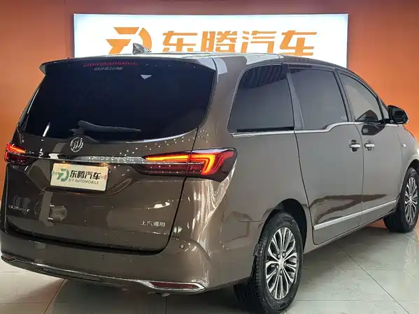 Buick GL8 2021
