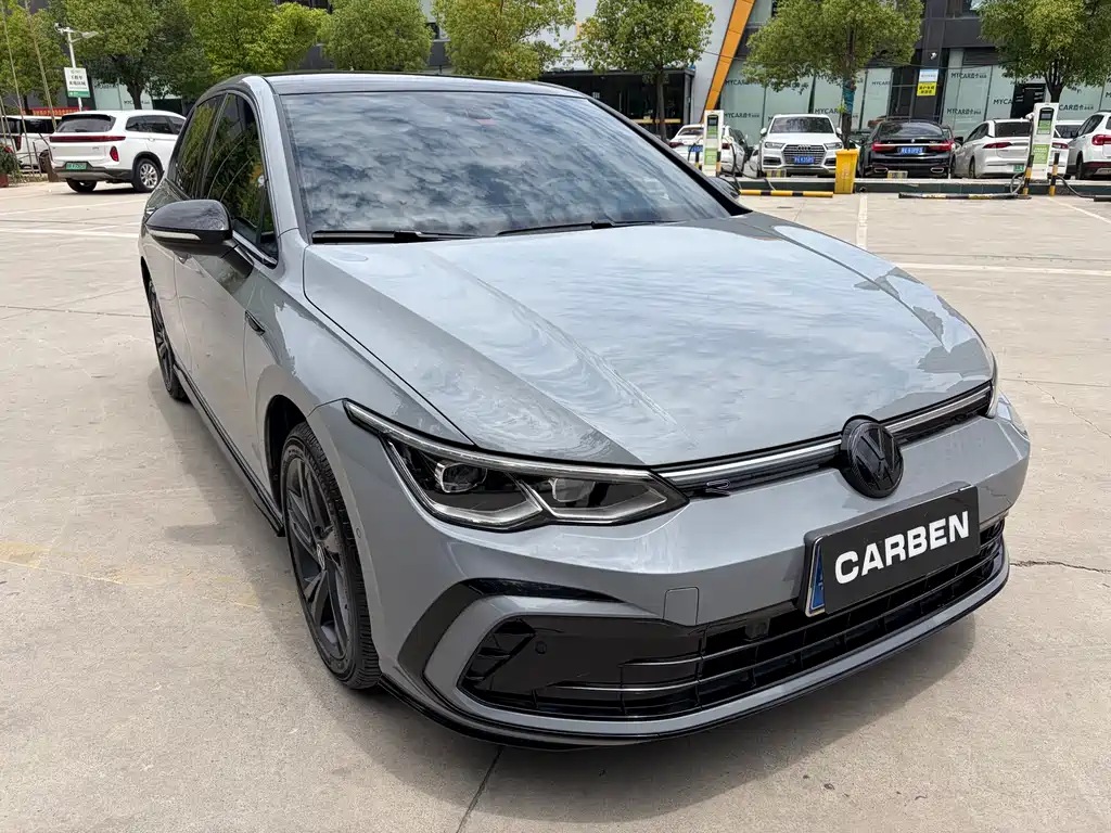 Volkswagen Golf 2023