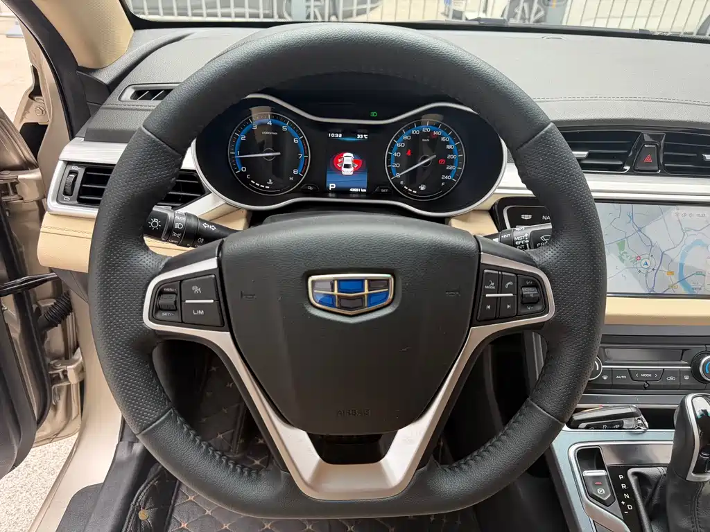 Geely Emgrand 2019 — фото 12