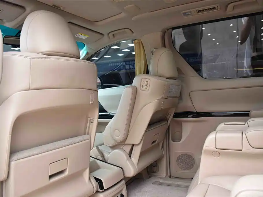 Toyota Alphard 2013 — фото 8