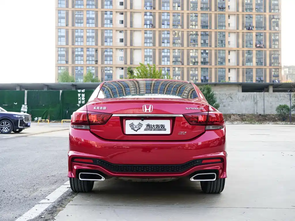 Honda Spirior 2015 — фото 5