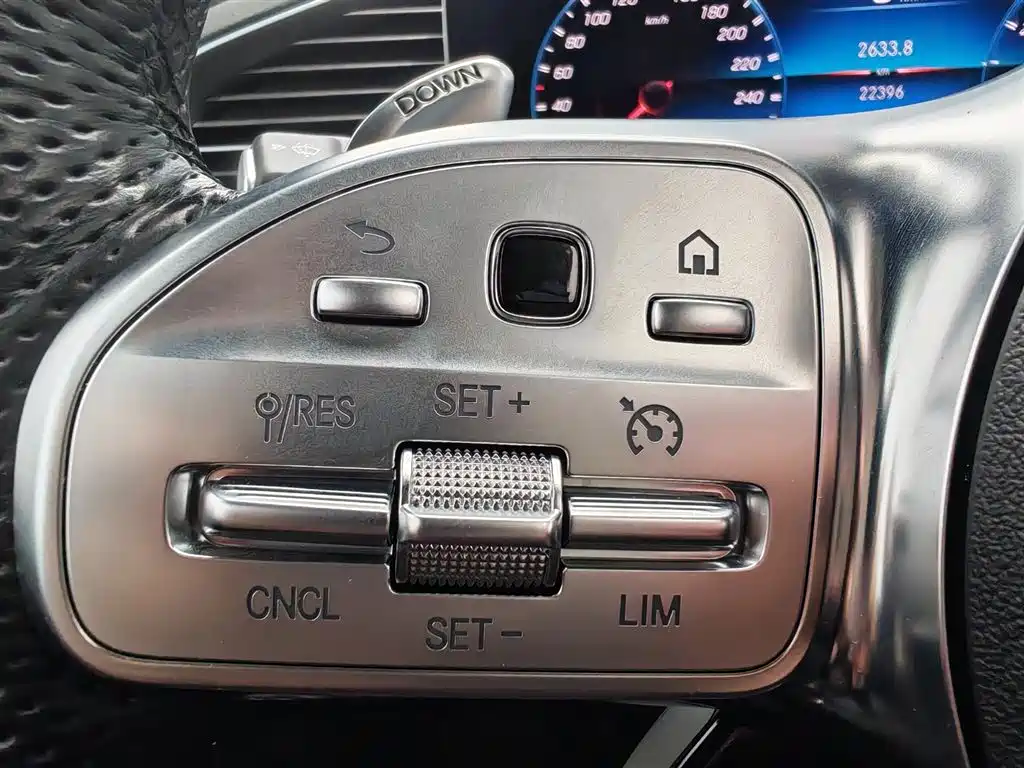 Mercedes-Benz GLE AMG 2023 — фото 12