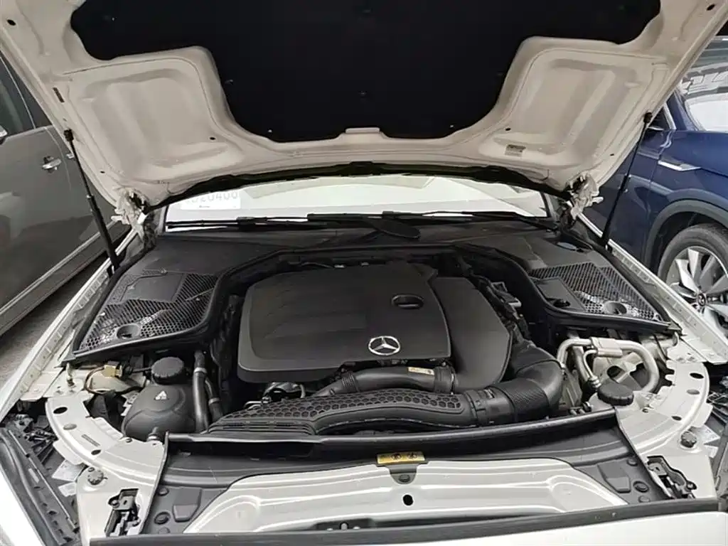 Mercedes-Benz C-Class 2022 — фото 20