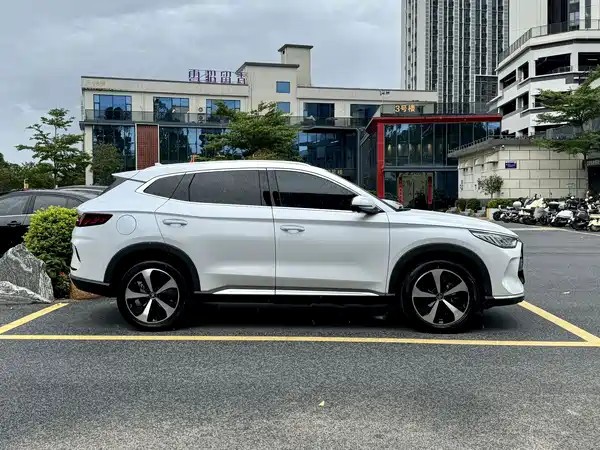 BYD Song PLUS New Energy 2022