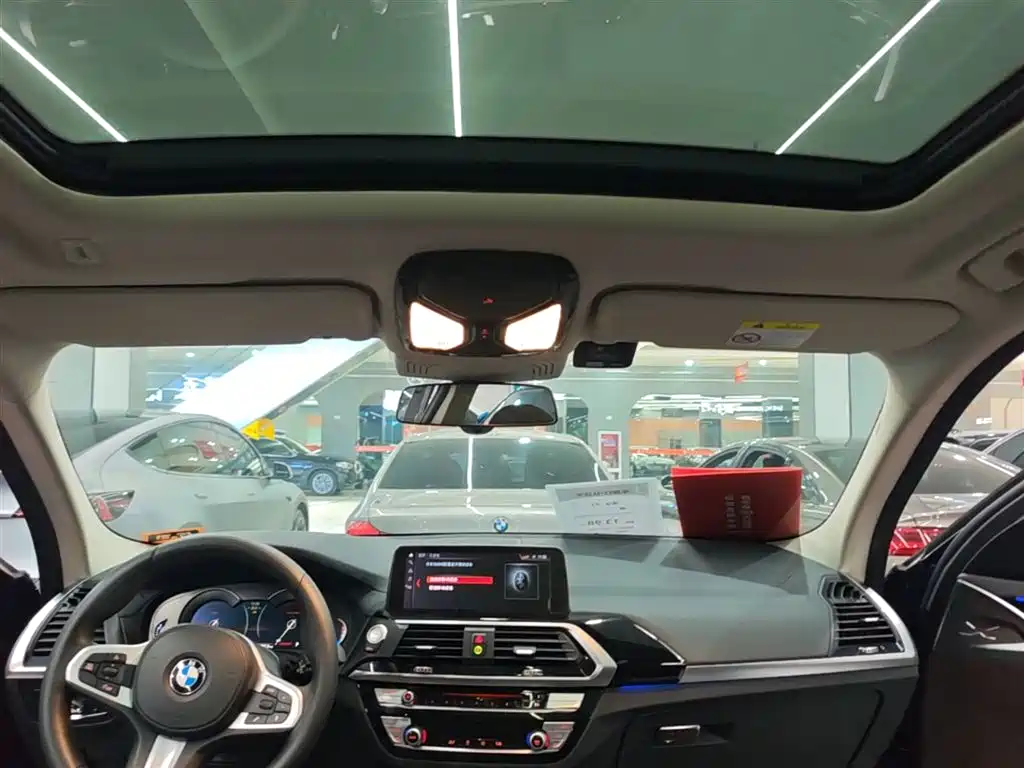BMW X3 2019 — фото 17