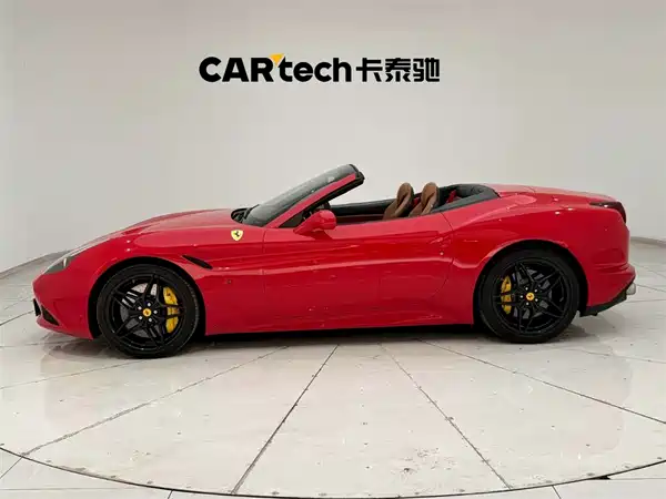 Ferrari California T 2015