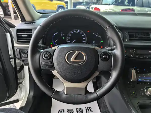 Lexus CT 2017