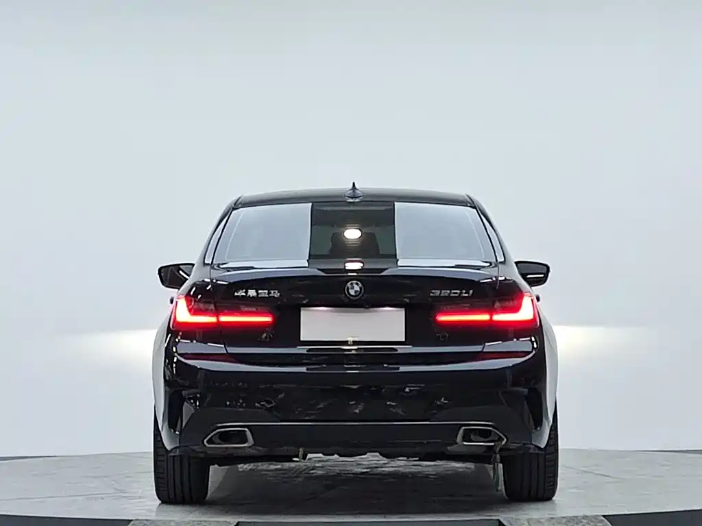 BMW 3 Series 2022