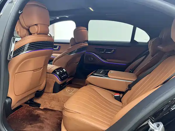 Mercedes-Benz S-Class 2023