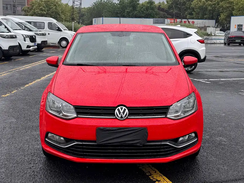 Volkswagen Polo 2015 — фото 2
