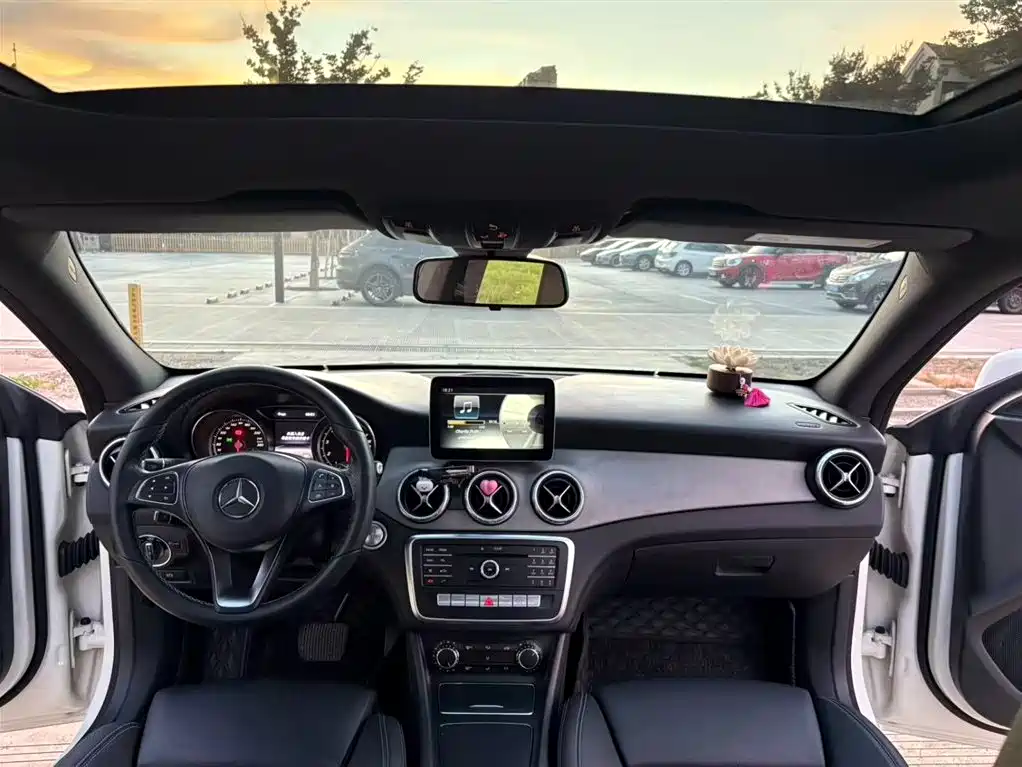 Mercedes-Benz CLA 2018 — фото 4